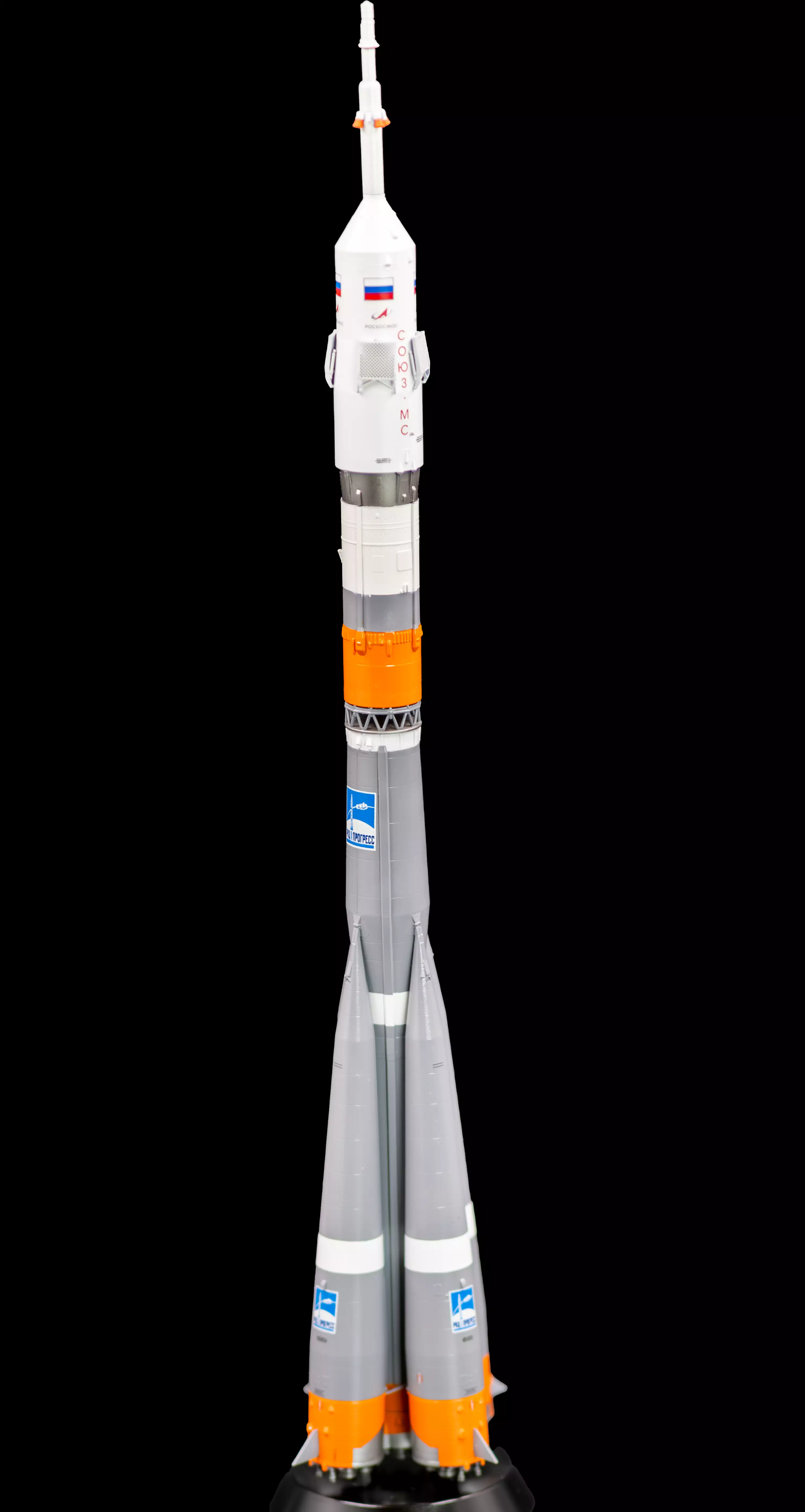 Сборная модель лесовоз с прицепом-роспуском 43204-10