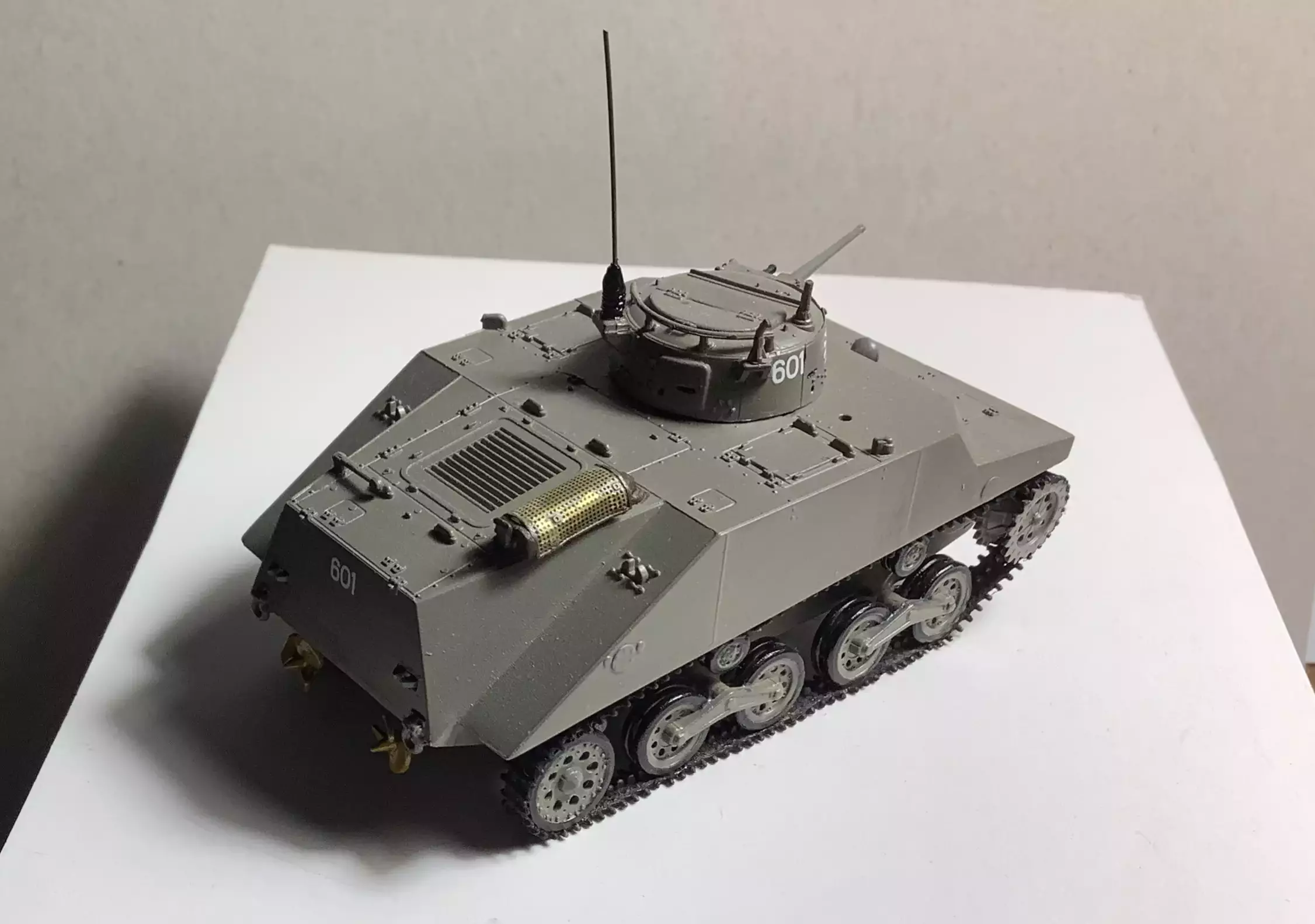 Сборная модель лесовоз с прицепом-роспуском 43204-10