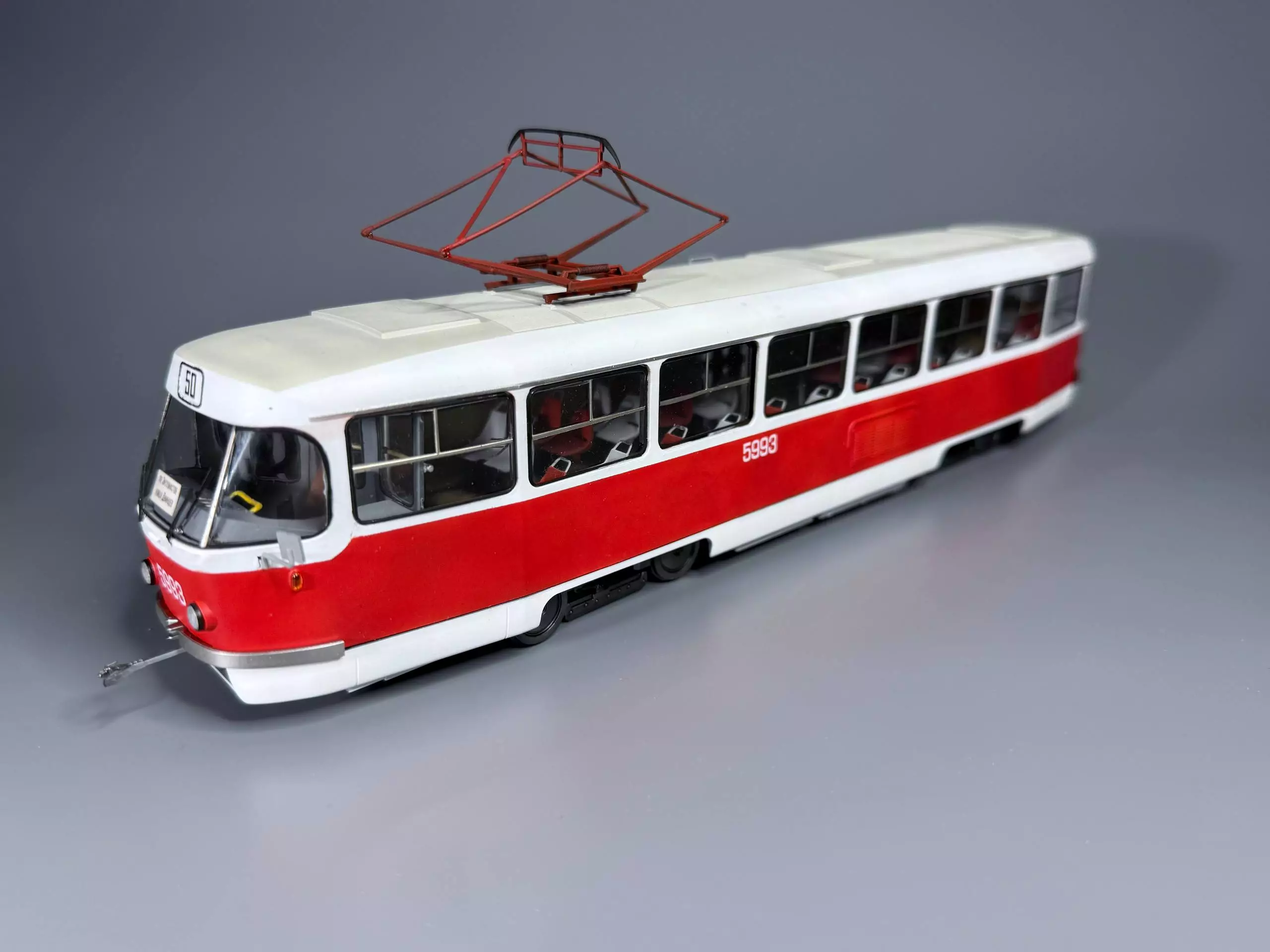 Сборная модель лесовоз с прицепом-роспуском 43204-10