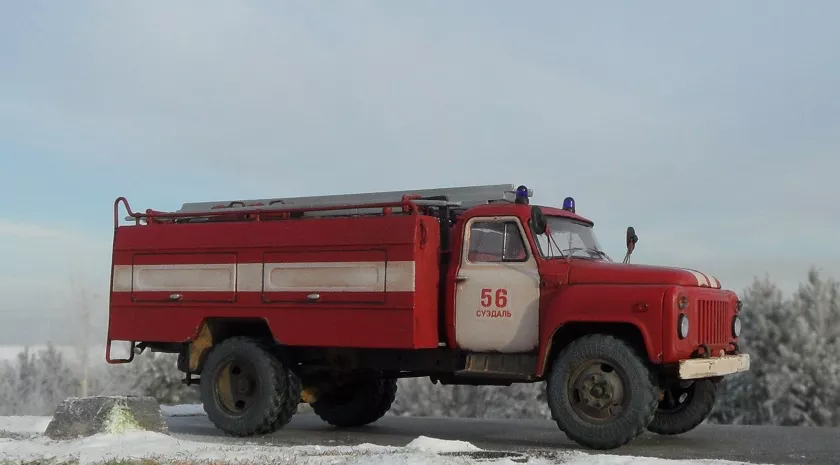 Сборная модель Пожарная автоцистерна АЦ-30(53)-106Г