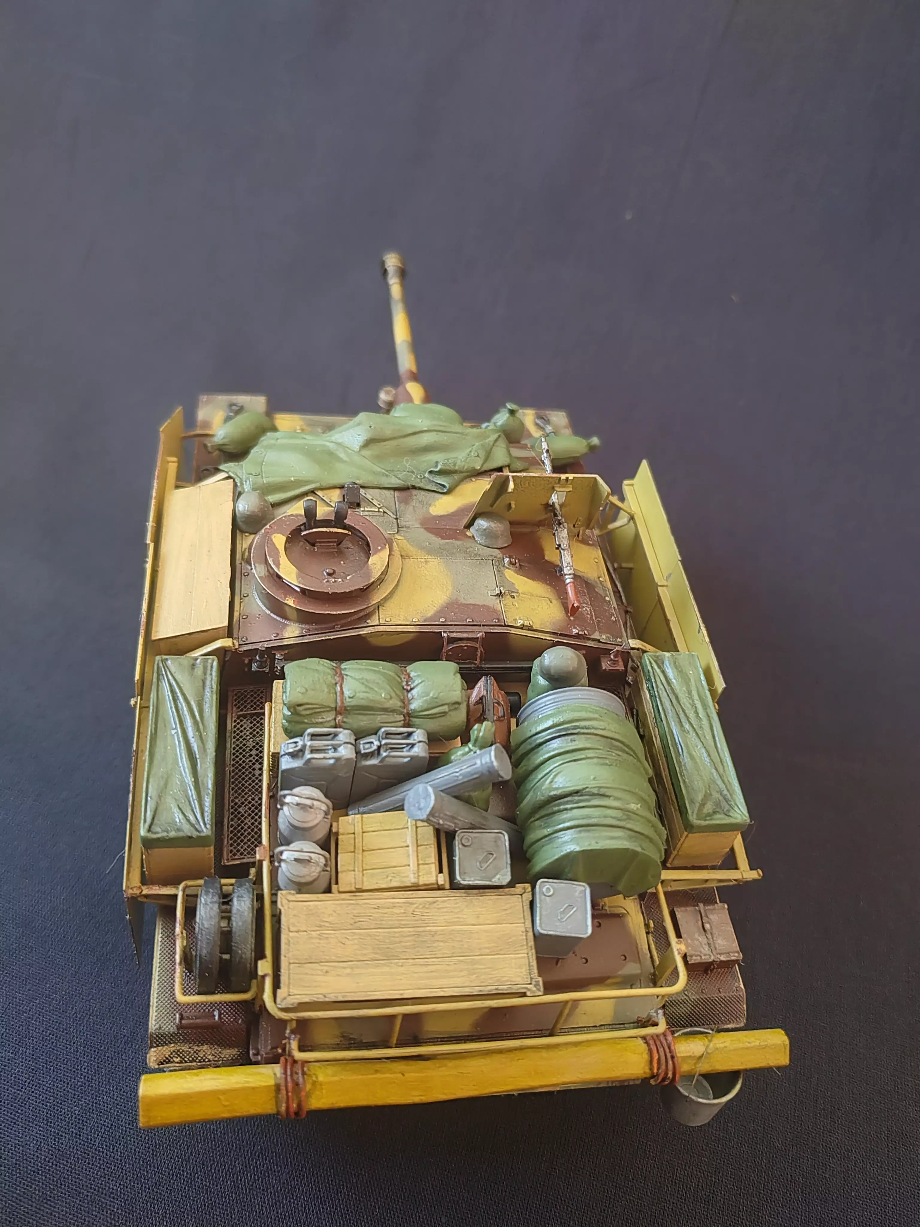 Сборная модель лесовоз с прицепом-роспуском 43204-10