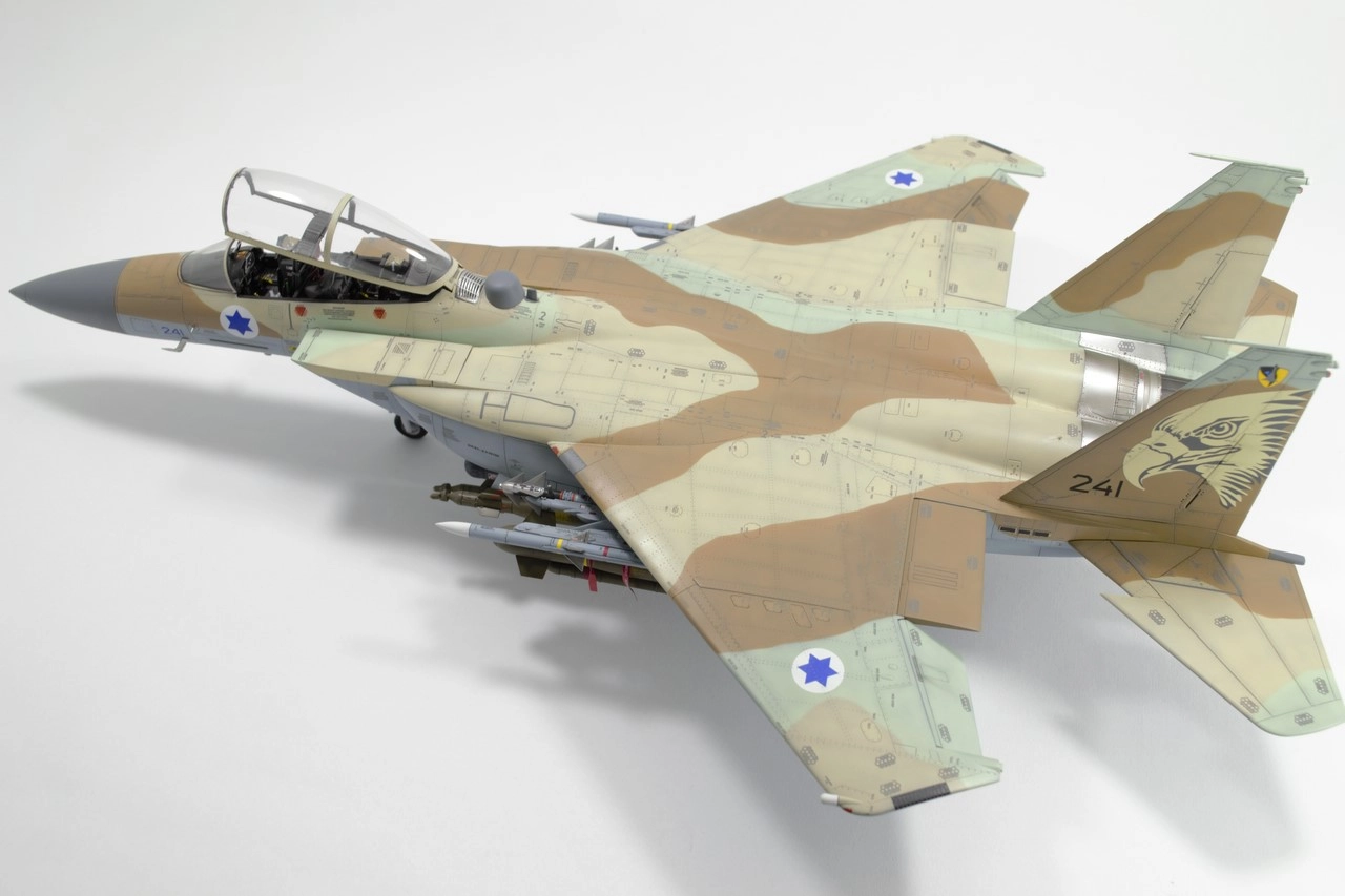 Сборная модель лесовоз с прицепом-роспуском 43204-10