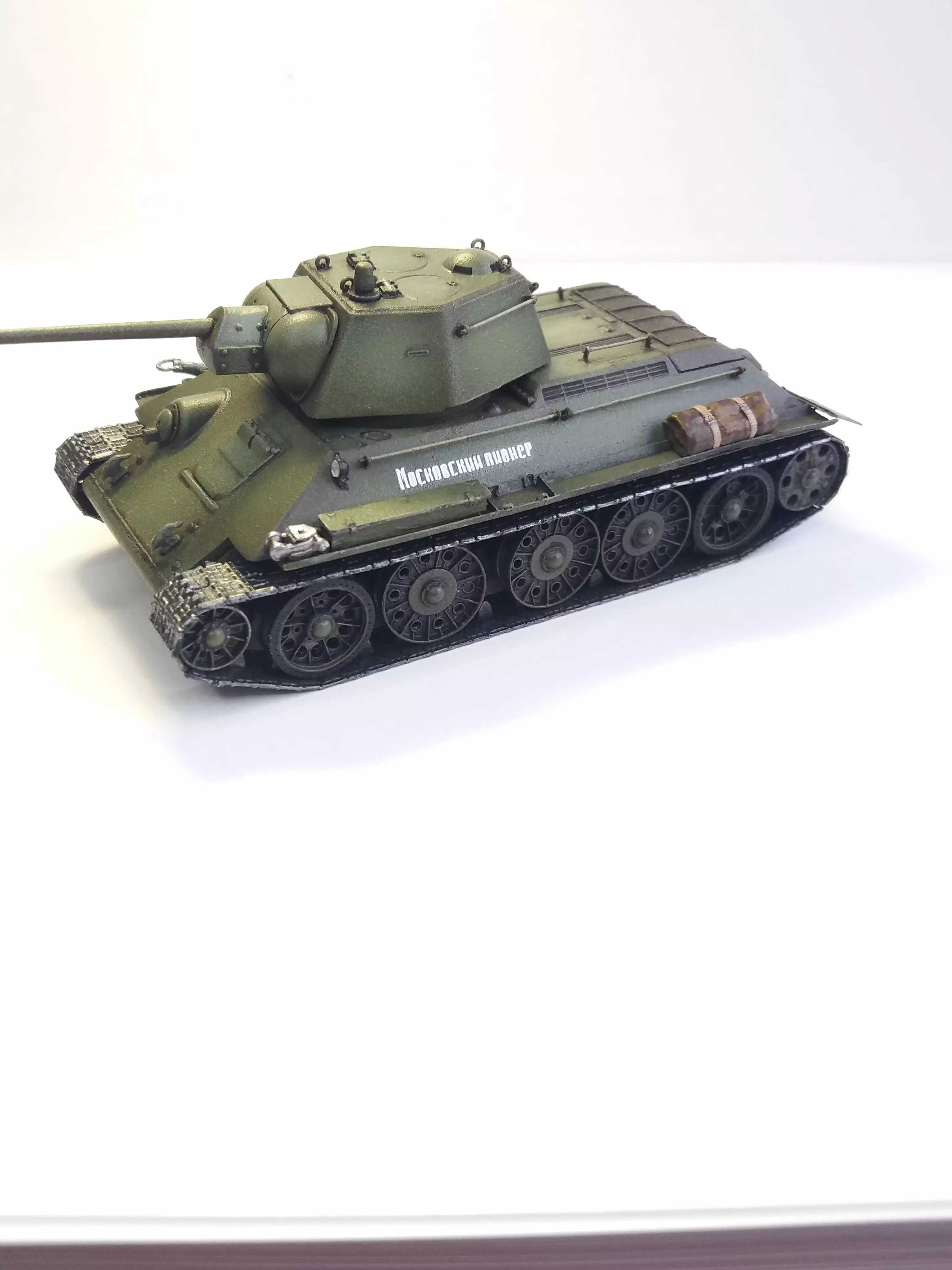 Сборная модель лесовоз с прицепом-роспуском 43204-10