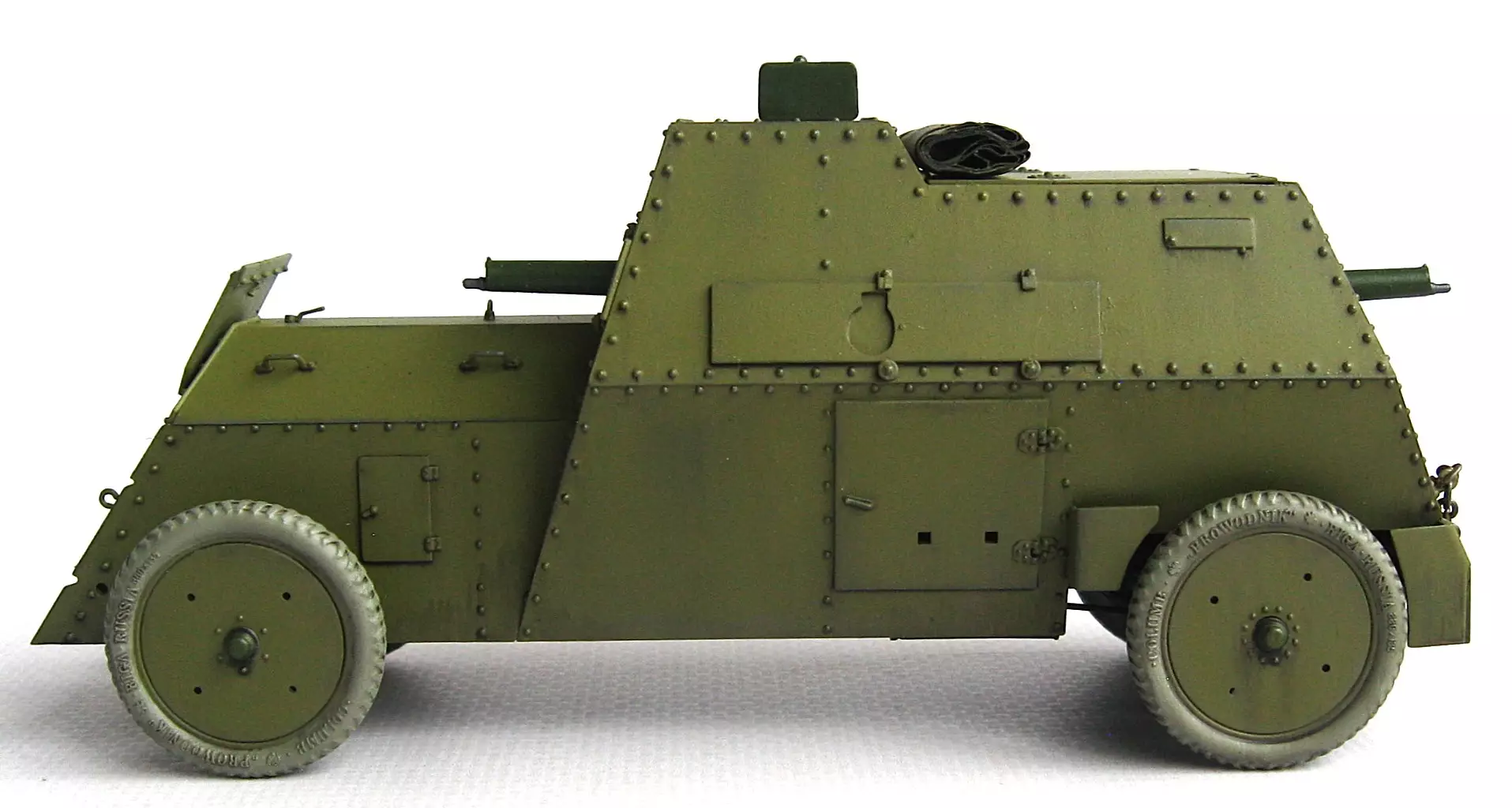 Сборная модель лесовоз с прицепом-роспуском 43204-10