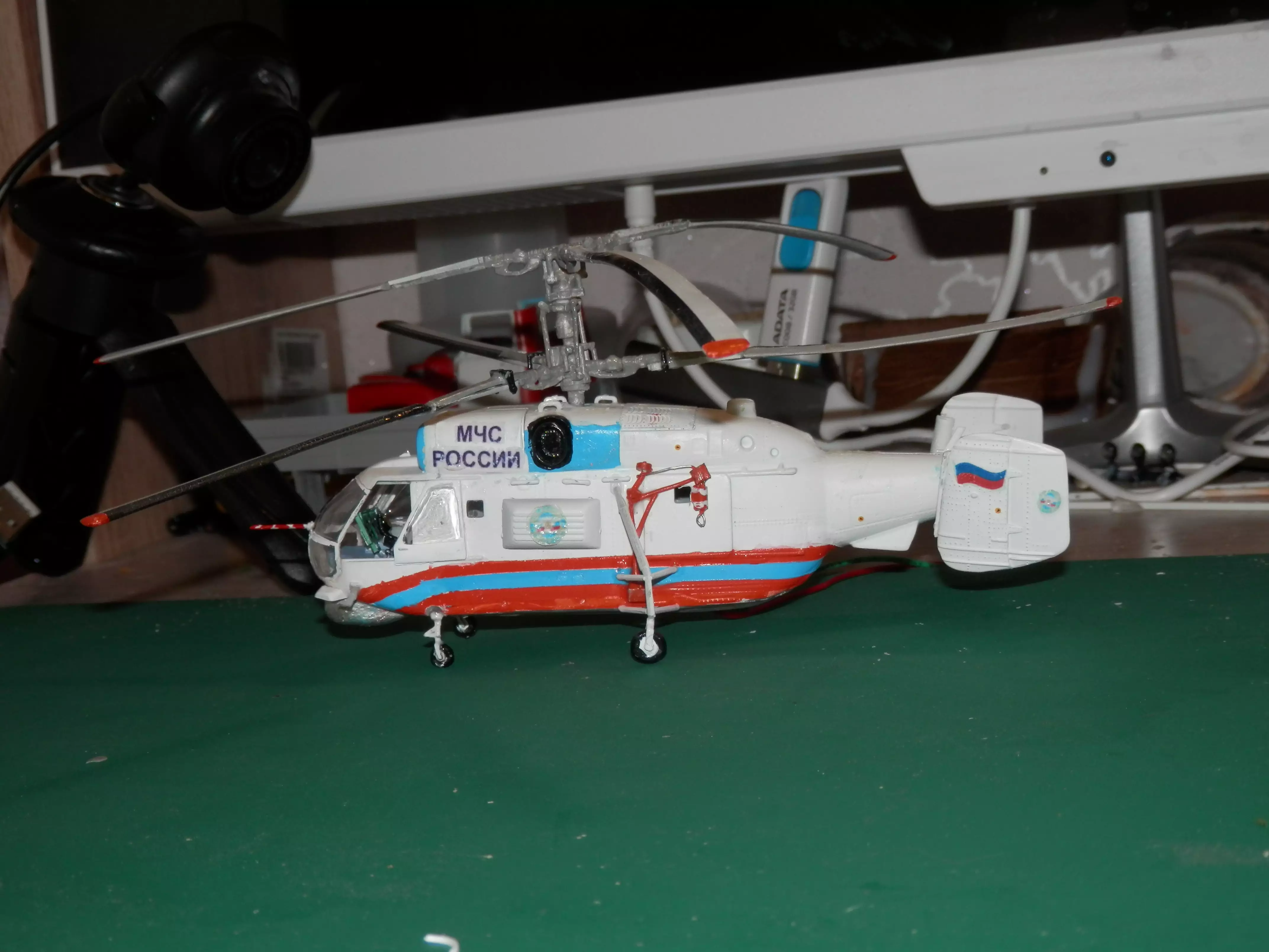 Сборная модель лесовоз с прицепом-роспуском 43204-10