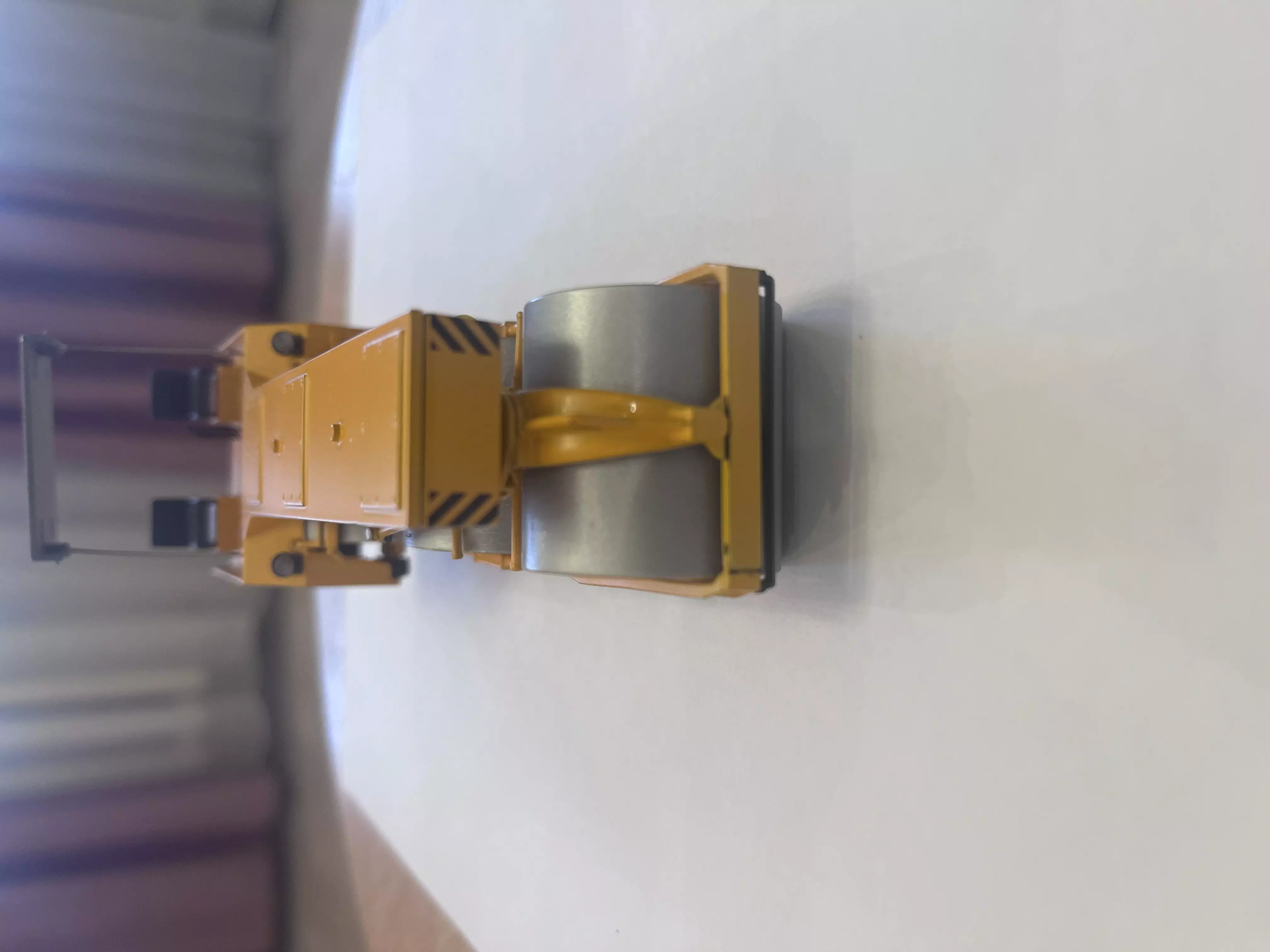 Сборная модель лесовоз с прицепом-роспуском 43204-10