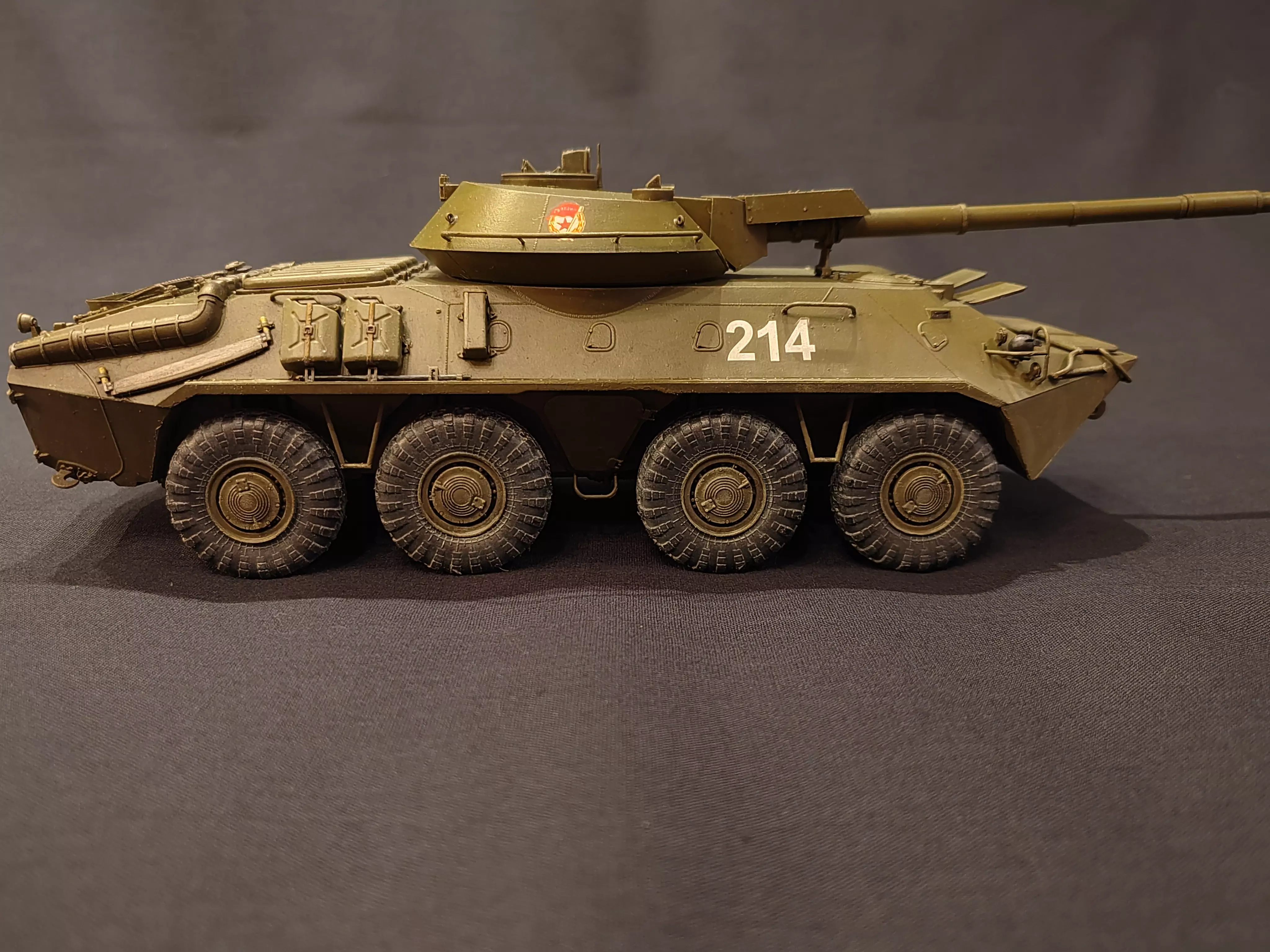 Сборная модель лесовоз с прицепом-роспуском 43204-10