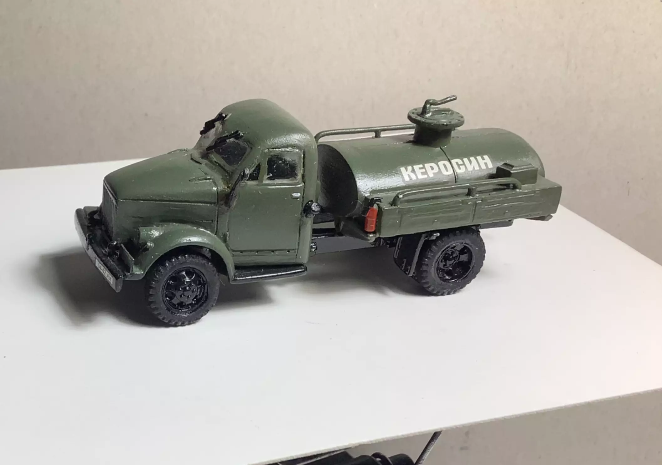 Сборная модель лесовоз с прицепом-роспуском 43204-10