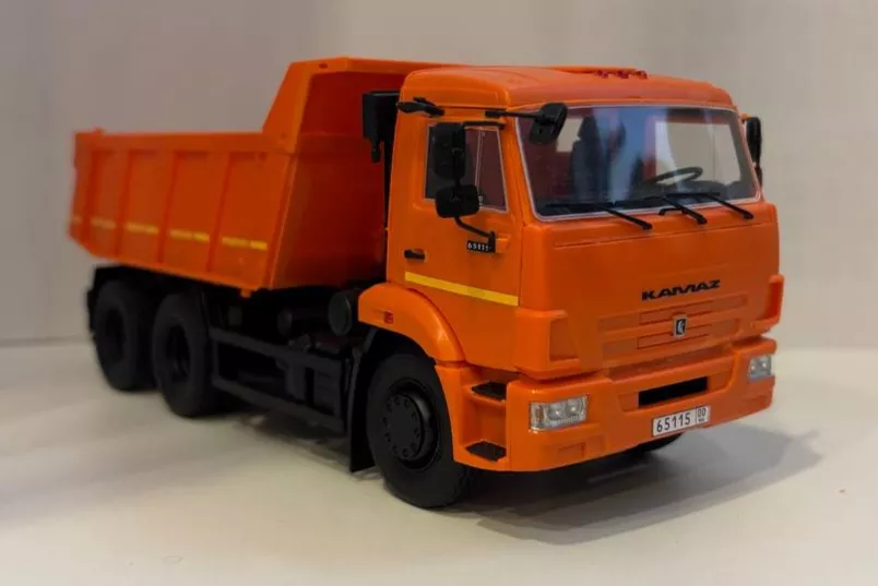 KAMAZ-65115 самосвал