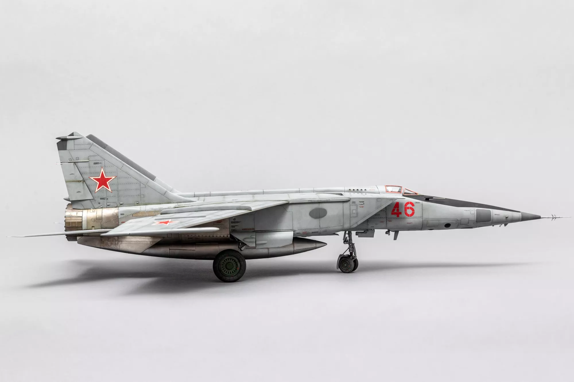 Сборная модель лесовоз с прицепом-роспуском 43204-10