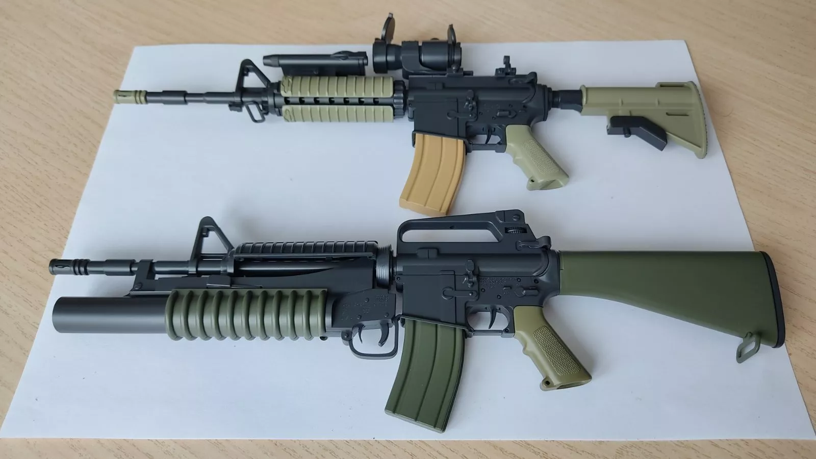 Американская полуавтоматическая винтовка AR15/M16/M4 M4A1/M203