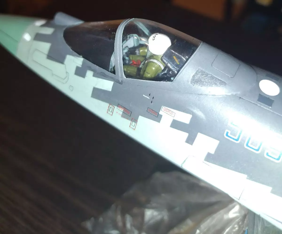 Сборная модель лесовоз с прицепом-роспуском 43204-10