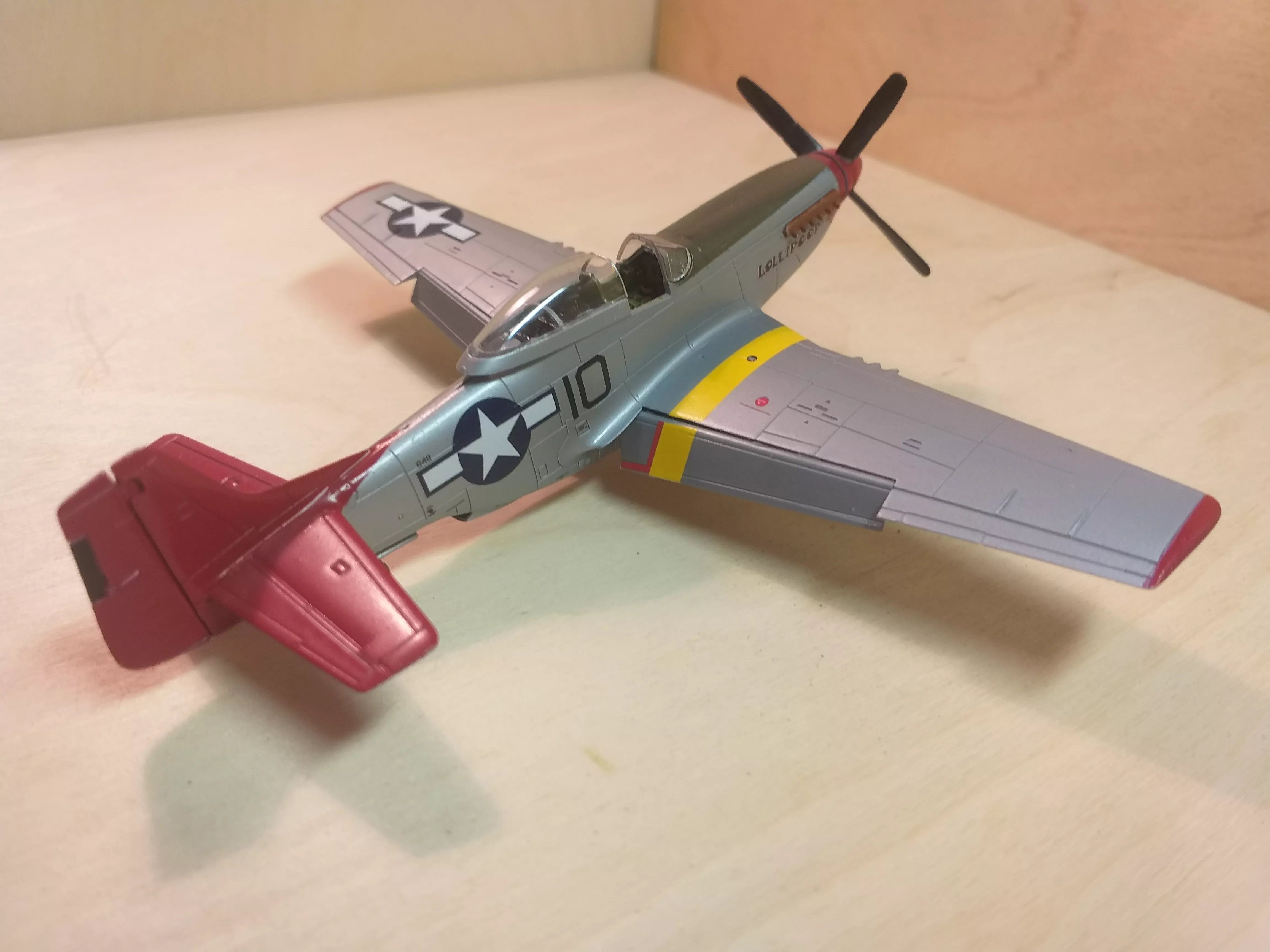 Самолет N.A.P-51D Mustang