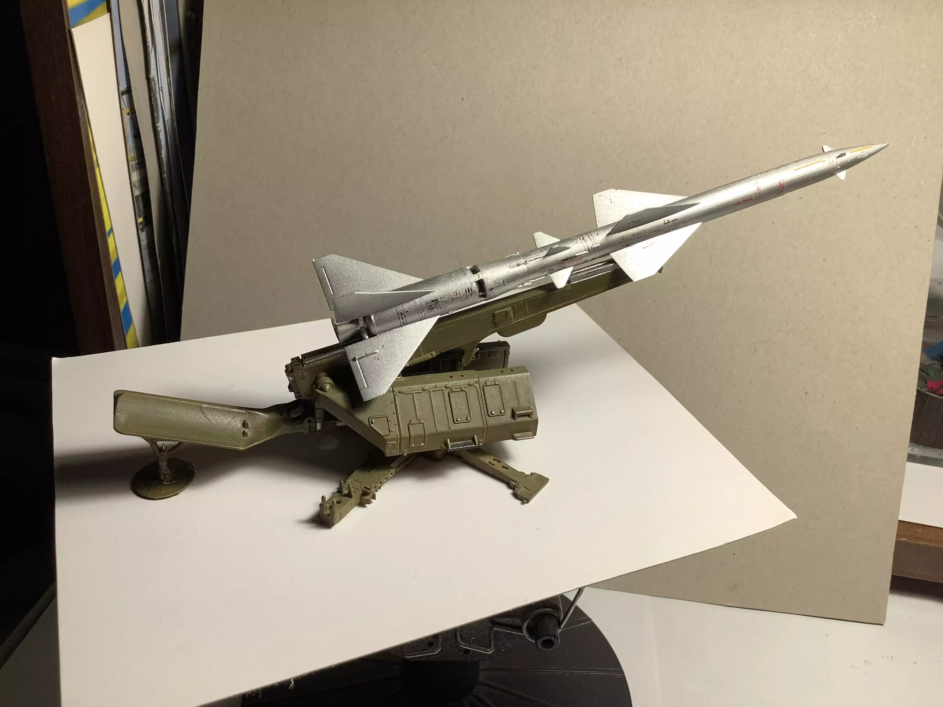 Сборная модель лесовоз с прицепом-роспуском 43204-10