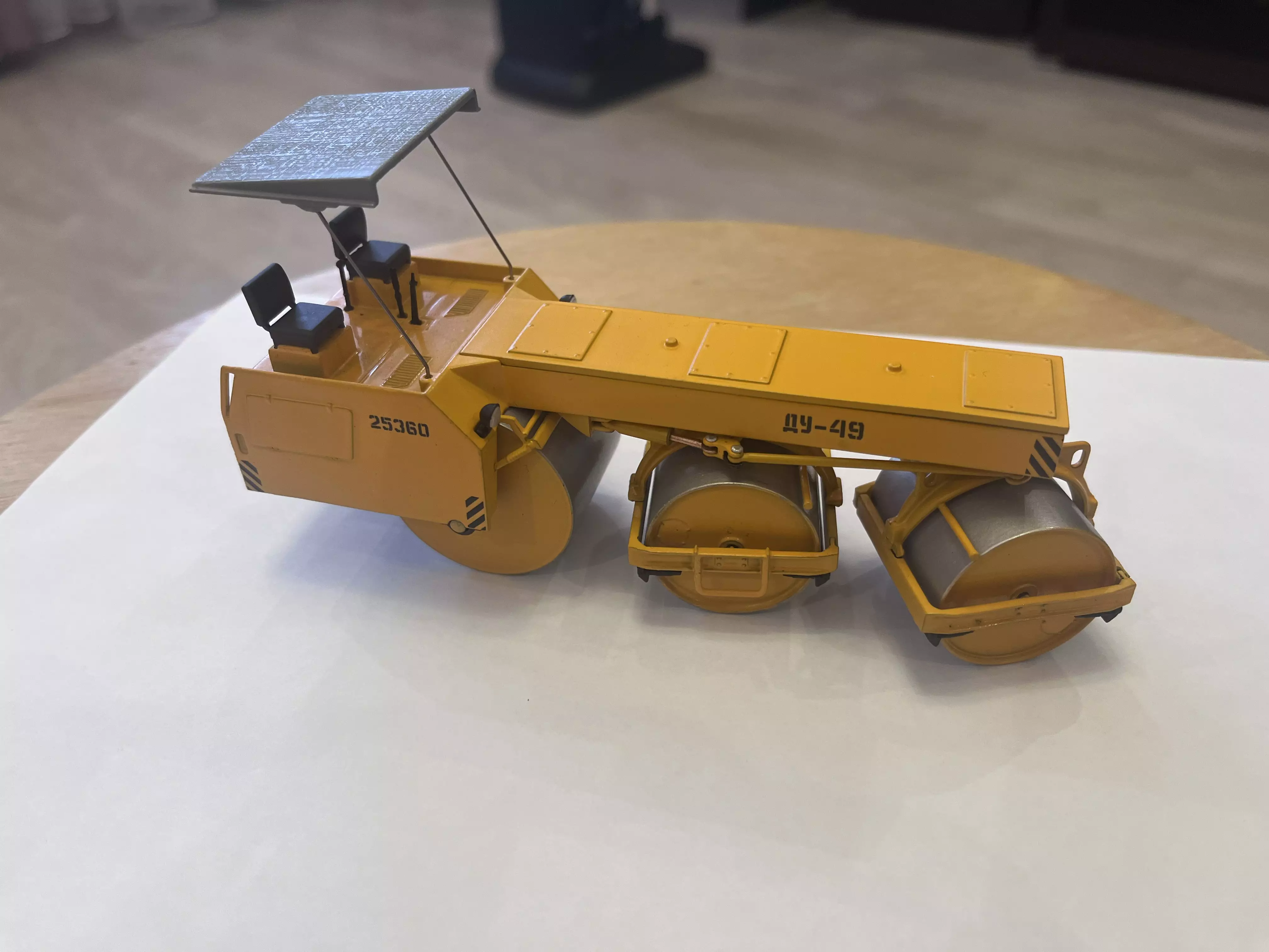 Сборная модель лесовоз с прицепом-роспуском 43204-10