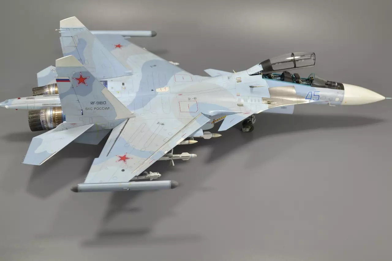 Сборная модель лесовоз с прицепом-роспуском 43204-10