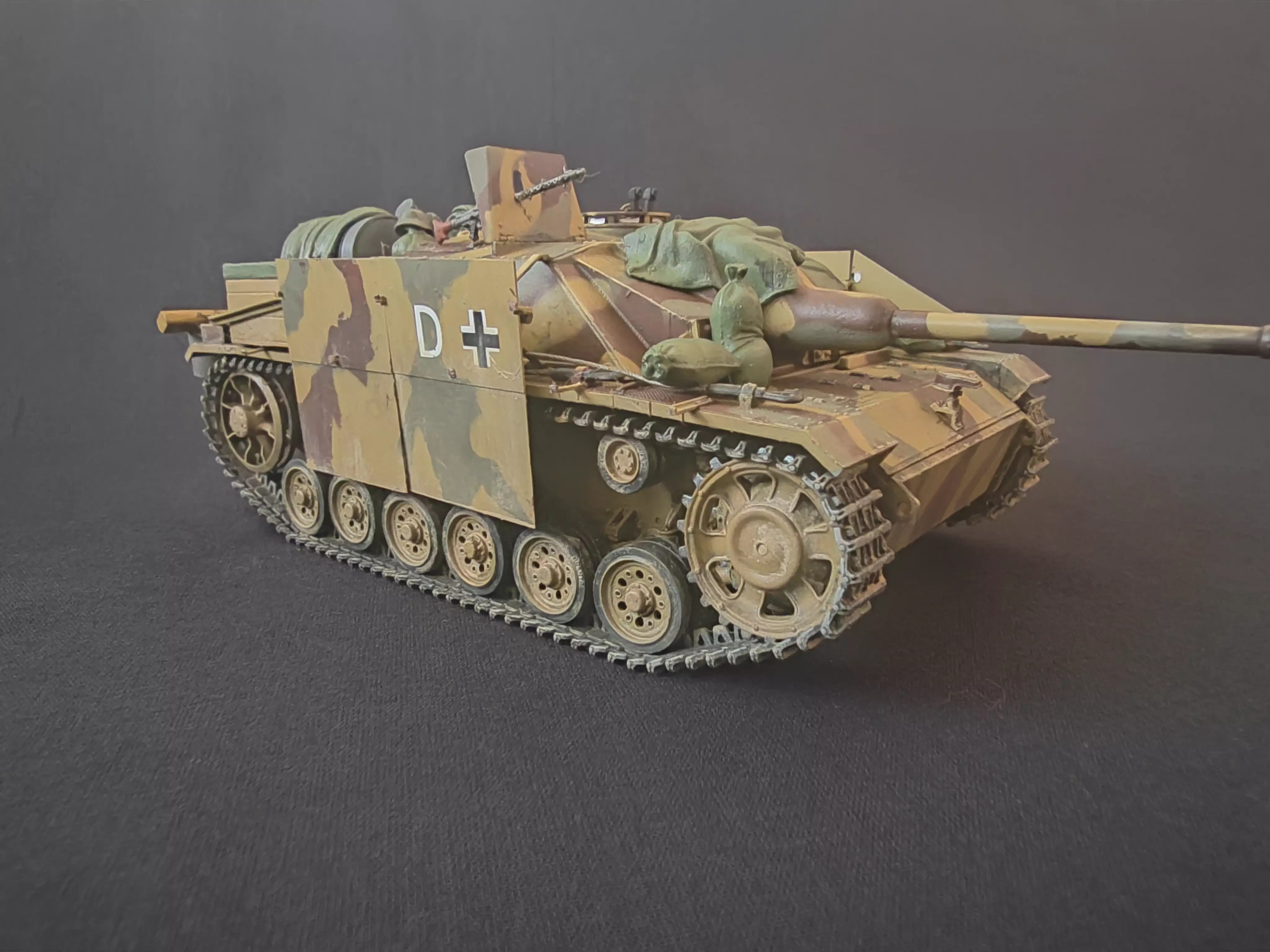 Сборная модель лесовоз с прицепом-роспуском 43204-10