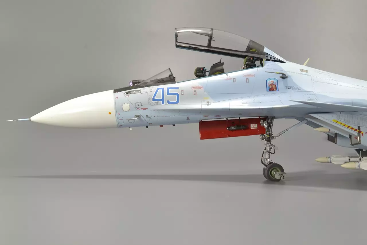 Сборная модель лесовоз с прицепом-роспуском 43204-10