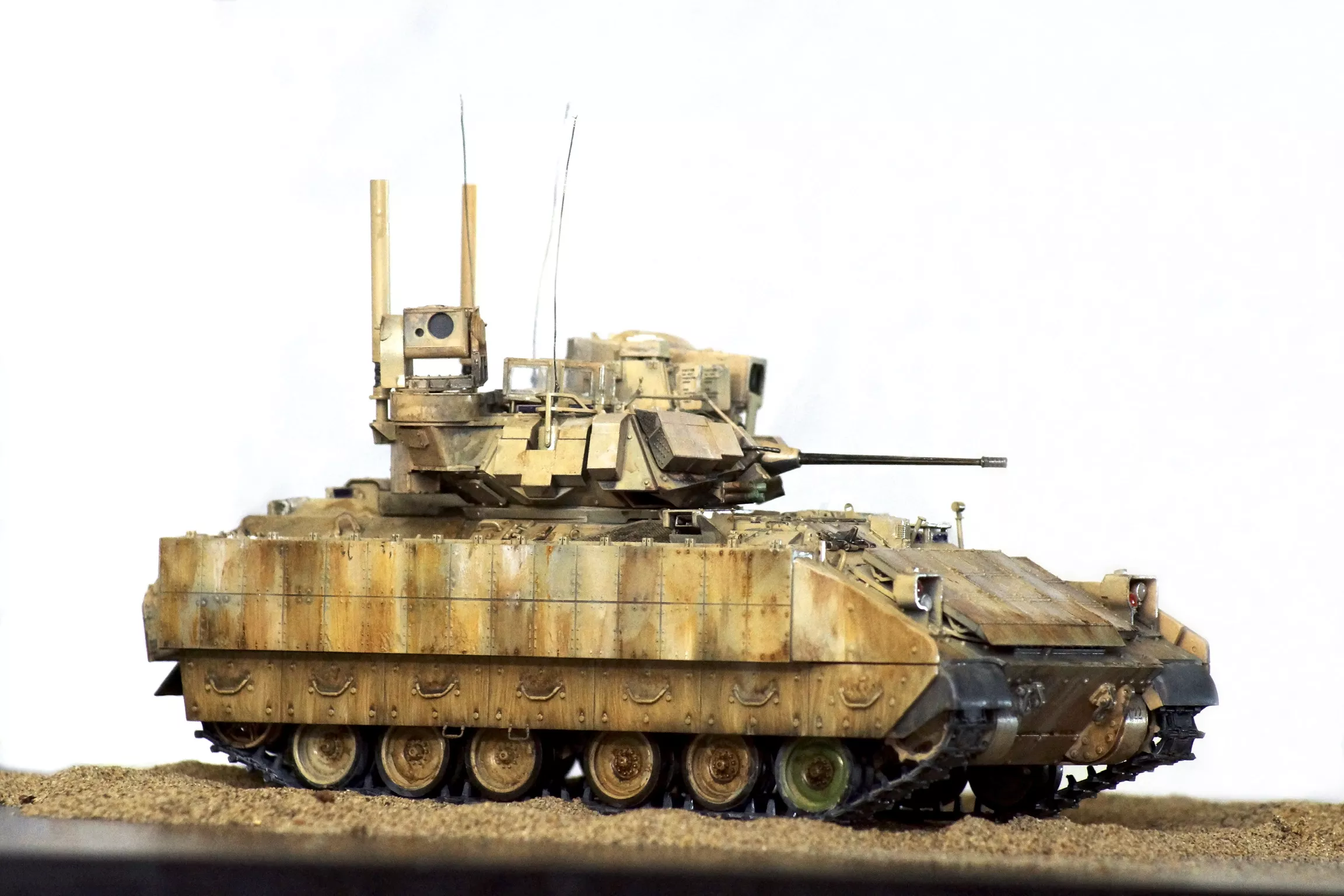 БМП US Infantry Fighting Vehicle M3A3 Bradley w/Busk III