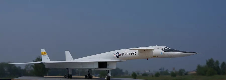 Самолет XB-70 Valkyrie